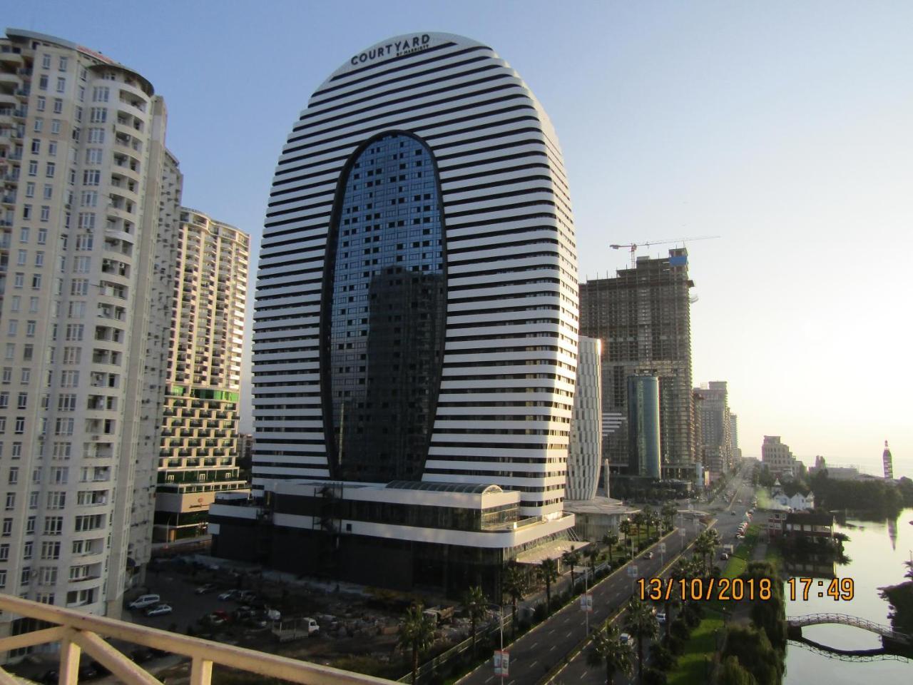 באטומי Apartment Miracle מראה חיצוני תמונה